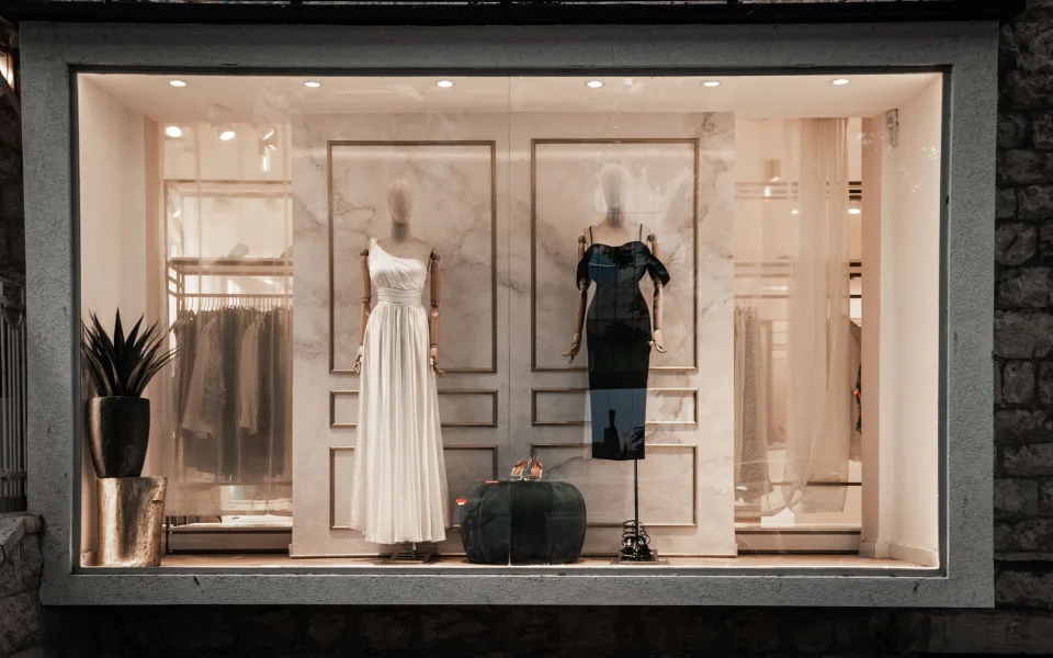 Góc máy may tại Tủ Đồ Ký Gửi Chan Closet